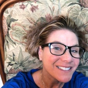 Meet your Posher, Liz